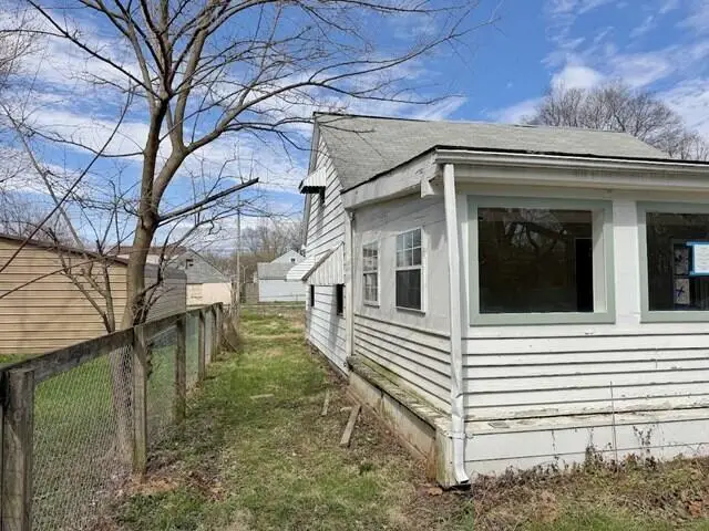 256 Loxley Drive, Columbus, OH 43207 - #2