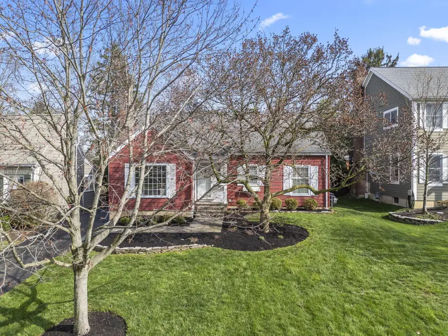 94 W Riverglen Drive, Columbus, OH 43085 - #3