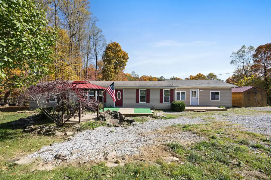 9176 Baker Road Ne, Saint Louisville, OH 43071 - #3