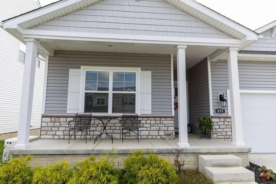 433 Sandburg Drive, Lithopolis, OH 43136 - #2
