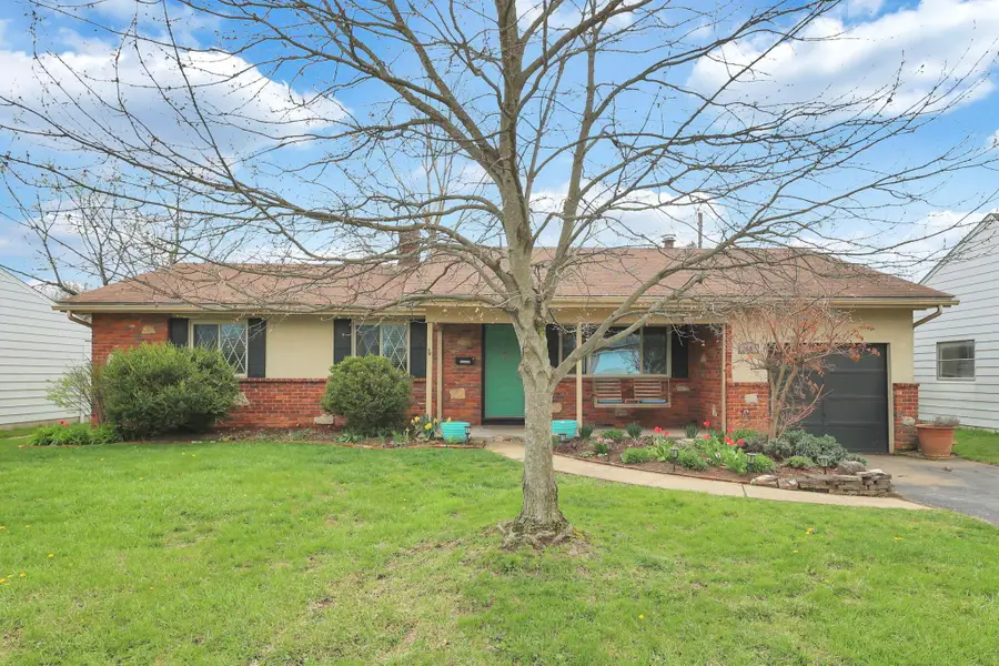 3181 Angela Drive, Grove City, OH 43123 - #3