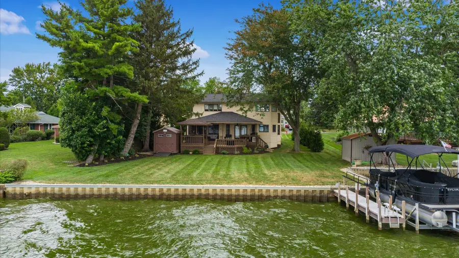 385 Lakeshore Drive W, Hebron, OH 43025 - #2