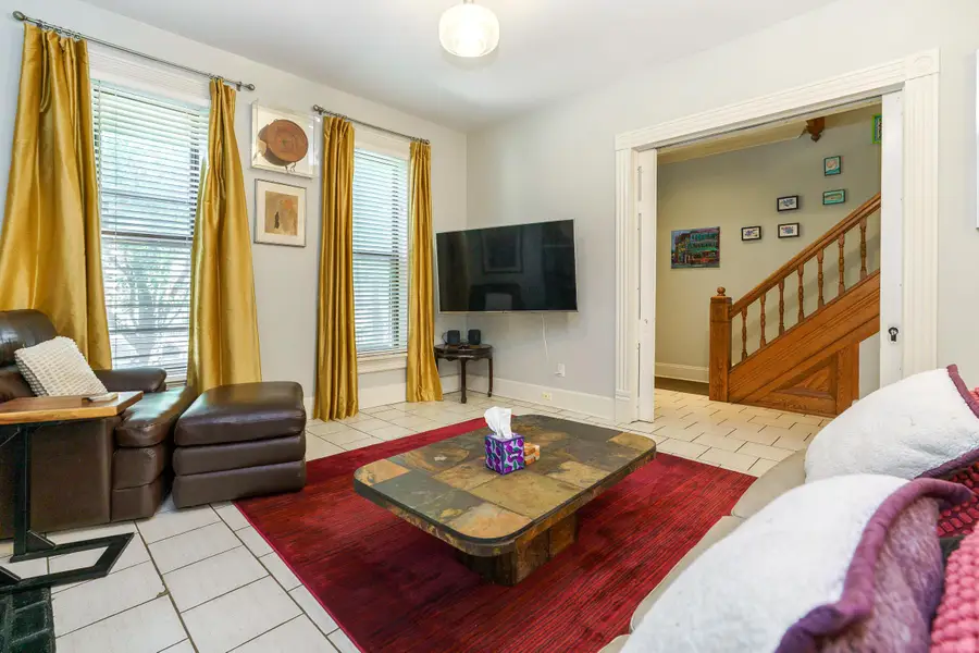 89 E Lincoln Street, Columbus, OH 43215 - #3