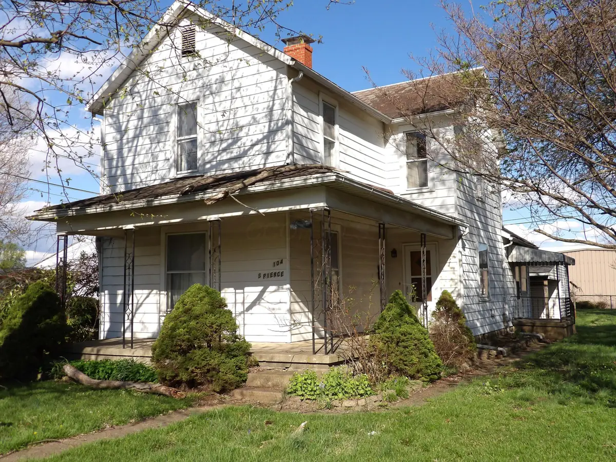 104 S Pierce Avenue, Lancaster, OH 43130 - #1