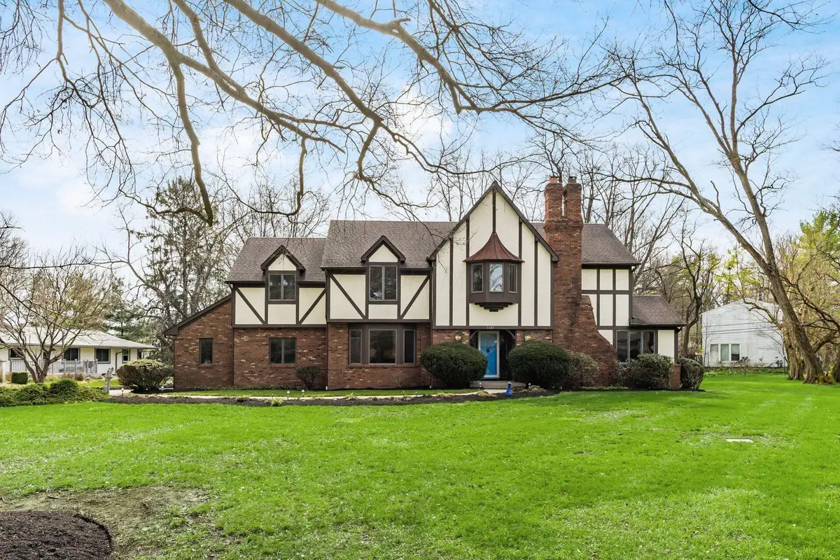 5605 Farms Drive, Columbus, OH 43213 - #1