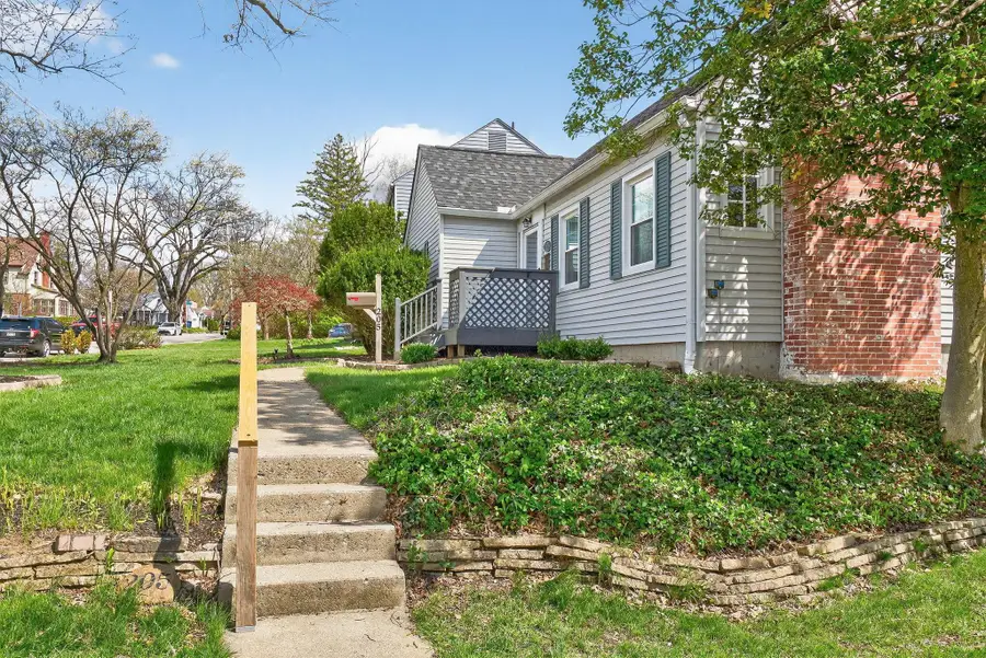 205 W Henderson Road, Columbus, OH 43214 - #3