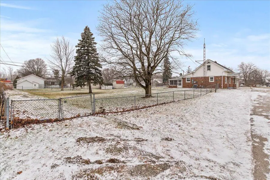 371 W Lynn Street, Saint Paris, OH 43072 - #2