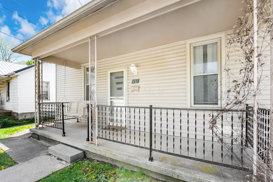 457 Half Avenue, Circleville, OH 43113 - #2