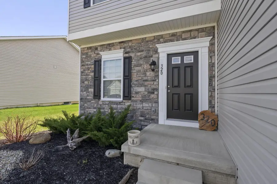 320 Rochdale Run, Delaware, OH 43015 - #2