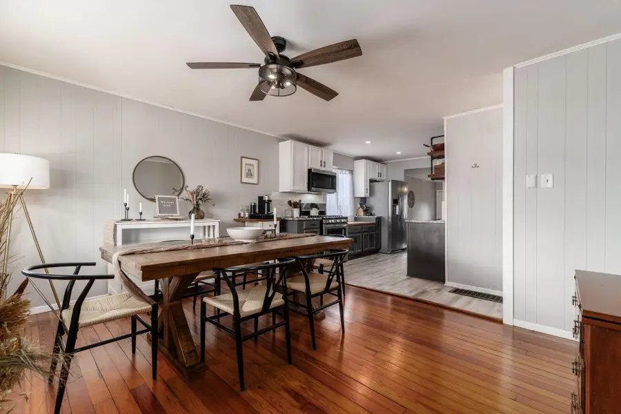 603 E Lincoln Avenue, Columbus, OH 43214 - #3