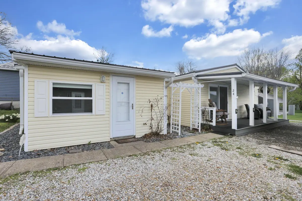 24 Maple Avenue, Thornville, OH 43076 - #1