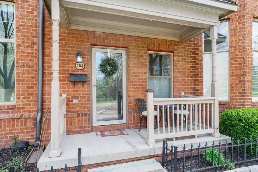 704 Park Street, Columbus, OH 43215 - #2