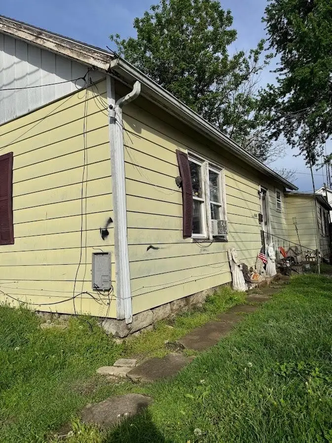 1037 Middle Street, Springfield, OH 45503 - #2