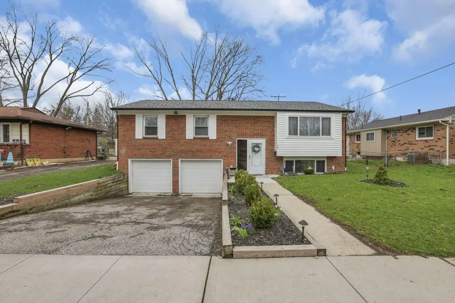 5667 Roche Drive, Columbus, OH 43229 - #3