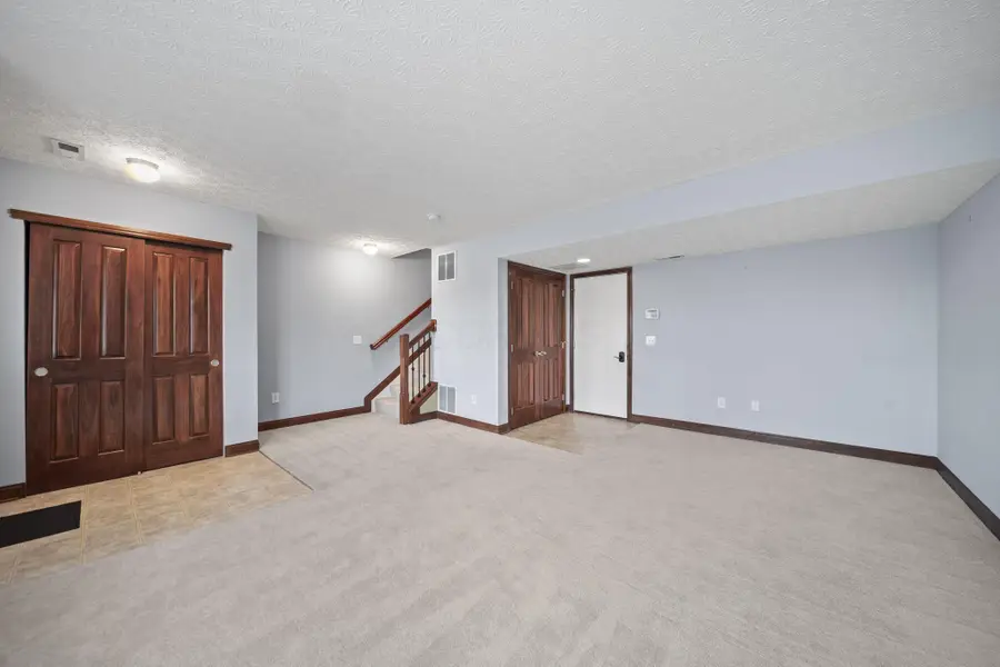 5935 Canyon Creek Drive, Dublin, OH 43016 - #3