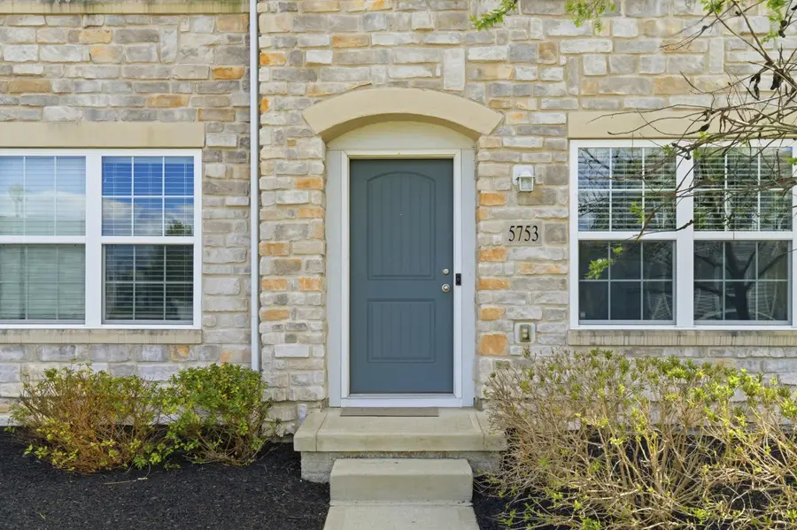 5753 Passage Creek Drive, Dublin, OH 43016 - #3
