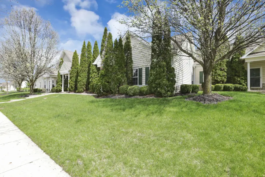 6074 New Albany Road W, New Albany, OH 43054 - #3