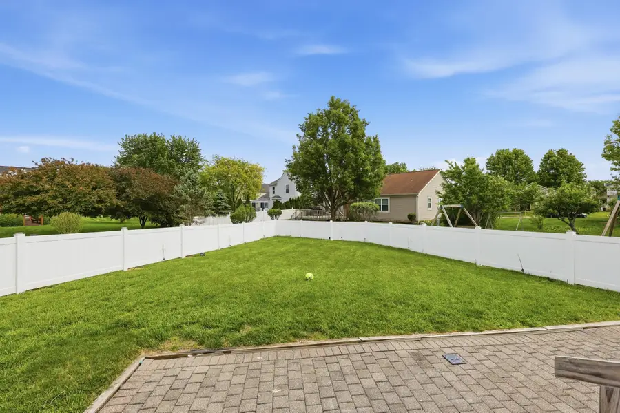 6437 Hemmingford Drive, Canal Winchester, OH 43110 - #3