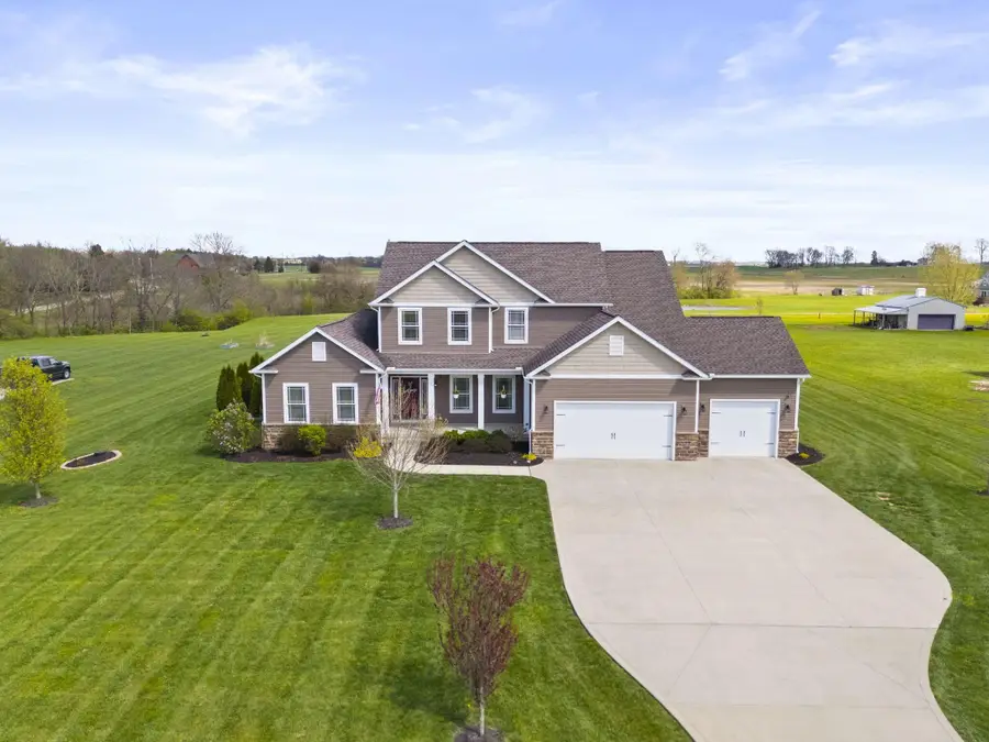 15070 Home Court, Ashville, OH 43103 - #3