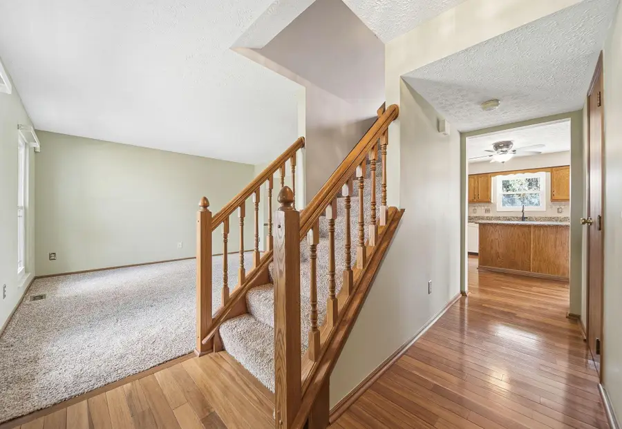 1434 River Trail Drive, Grove City, OH 43123 - #3