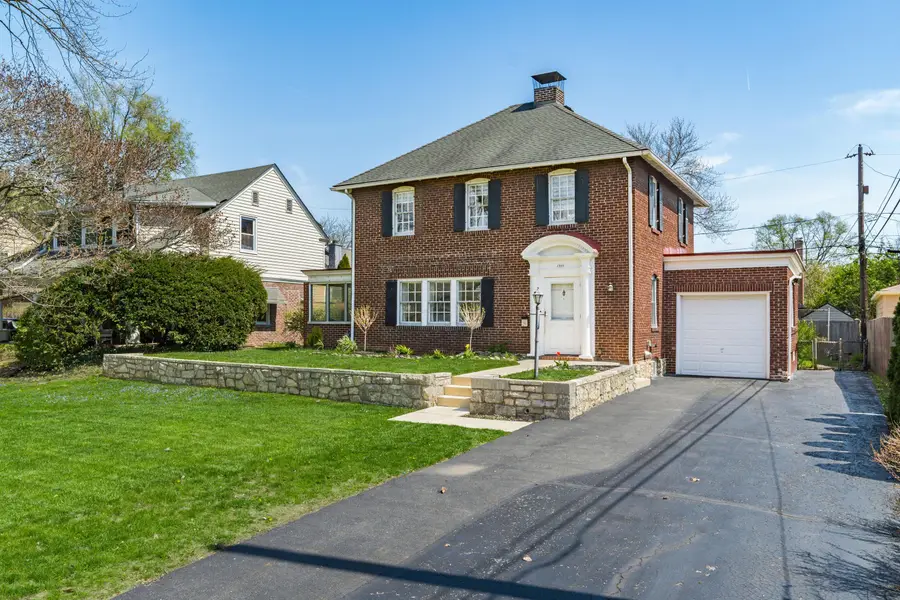 1942 Bedford Road, Upper Arlington, OH 43212 - #2