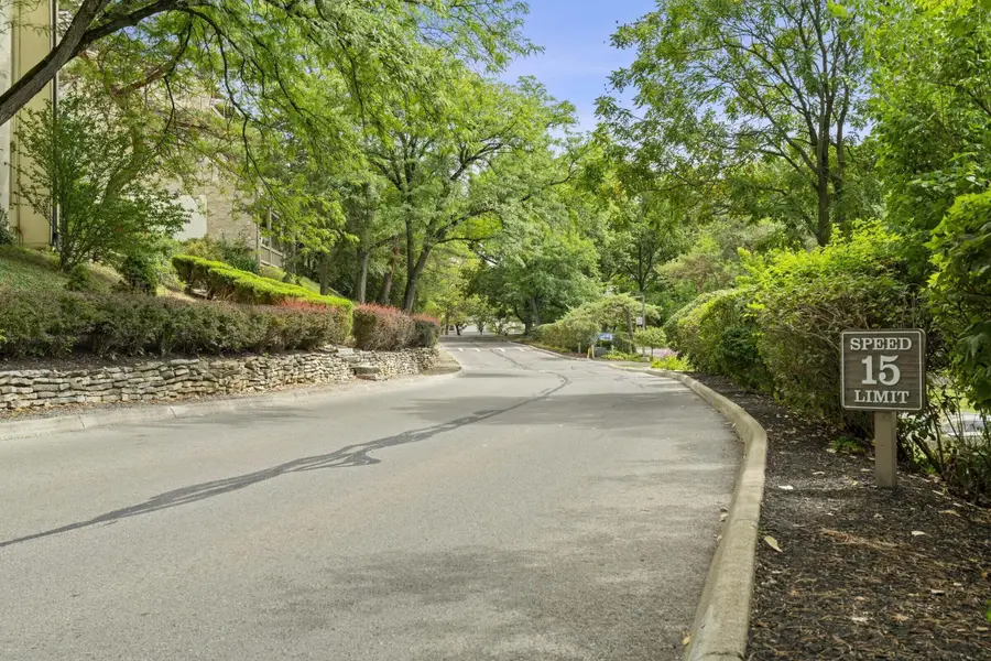 1439 Cliff Court, Columbus, OH 43204 - #2