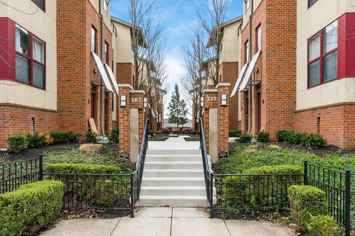587 E Rich Street, Columbus, OH 43215 - #1