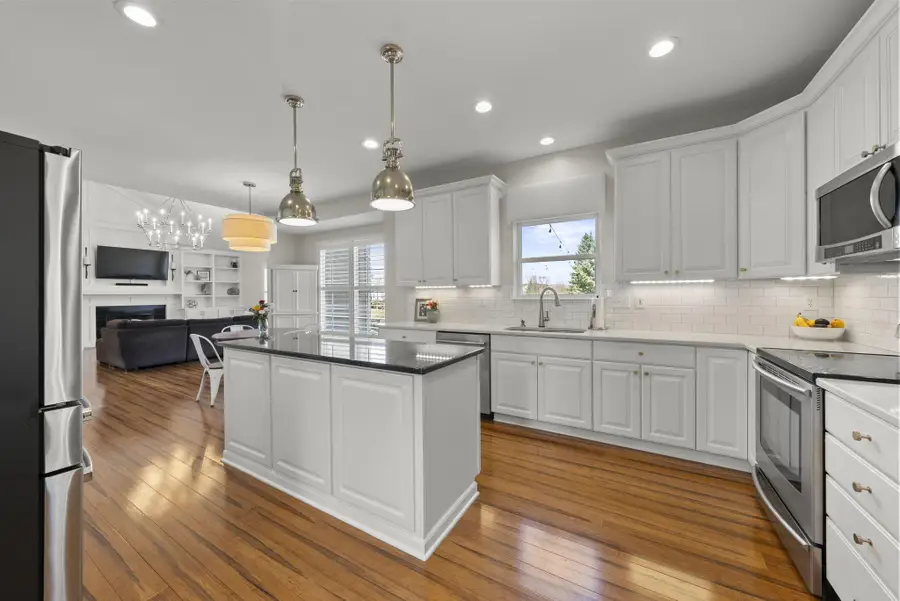 4004 Village Club Drive, Powell, OH 43065 - #2