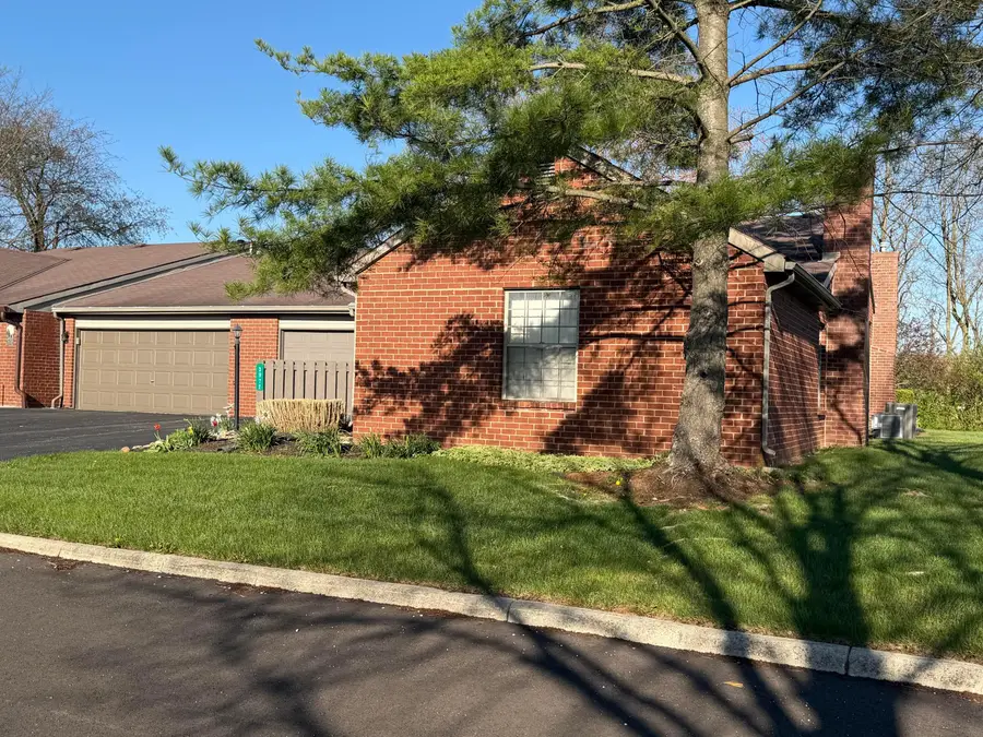 3972 Covington Drive, Springfield, OH 45503 - #3