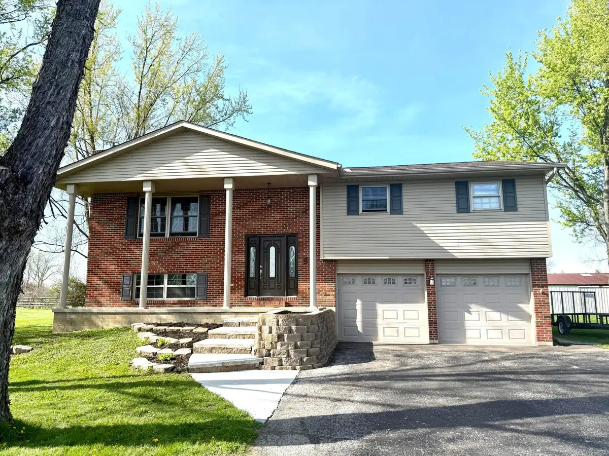 5639 Us Highway 22 Ne, Washington Court House, OH 43160 - #1