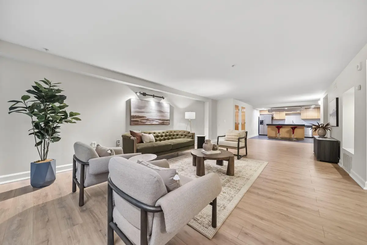 106 N High Street, Columbus, OH 43215 - #1