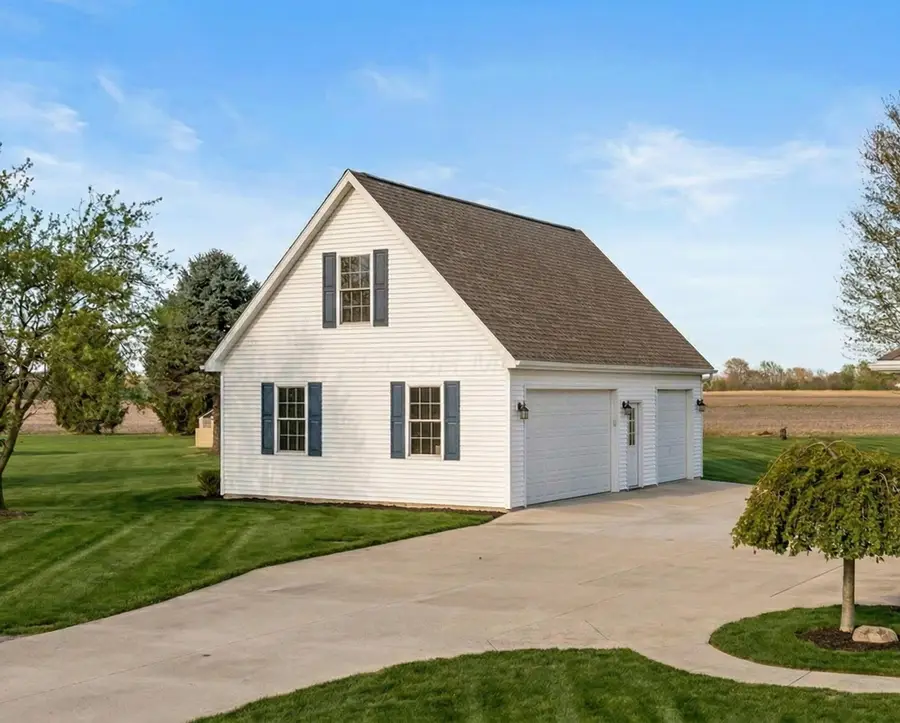 4645 Meadowgrove Drive Nw, Carroll, OH 43112 - #3