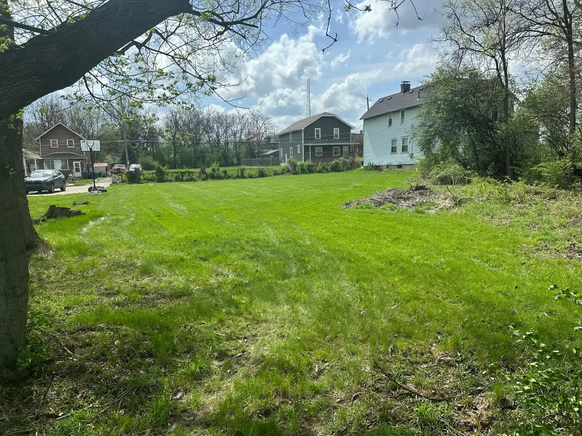 470 Stambaugh Avenue, Columbus, OH 43207 - #1