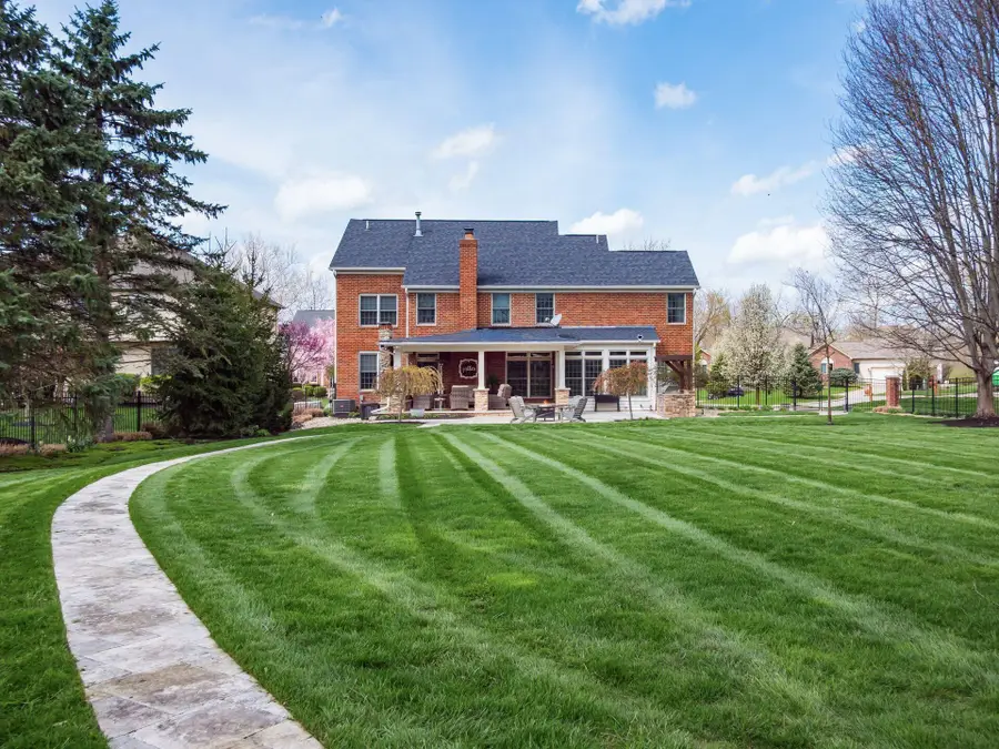 8844 Larchmont Court, Pickerington, OH 43147 - #2