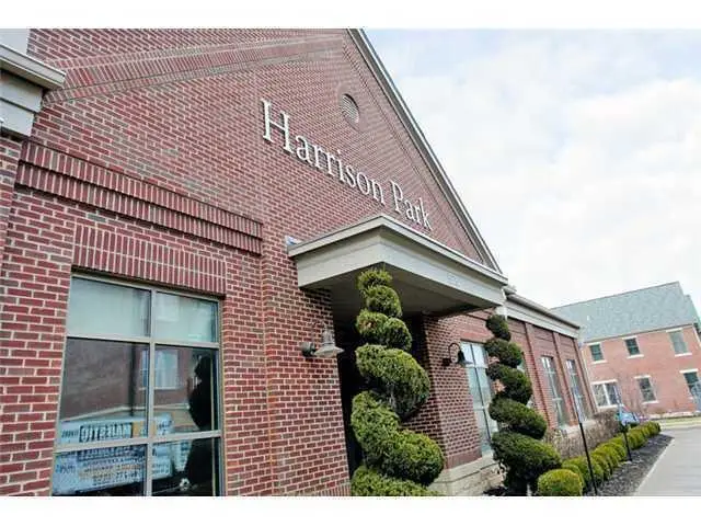 998 Perry Street, Columbus, OH 43201 - #2