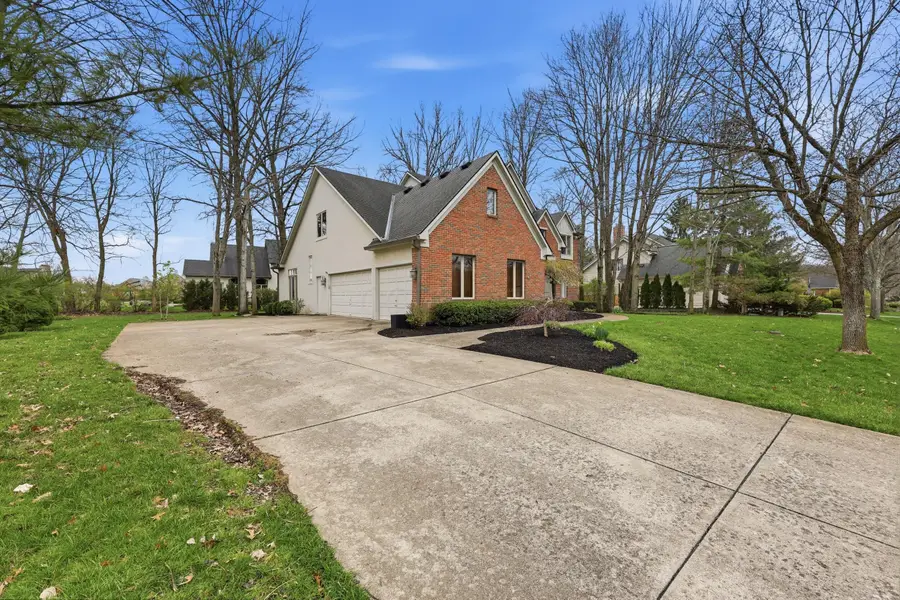 10542 Wellington Boulevard, Powell, OH 43065 - #3