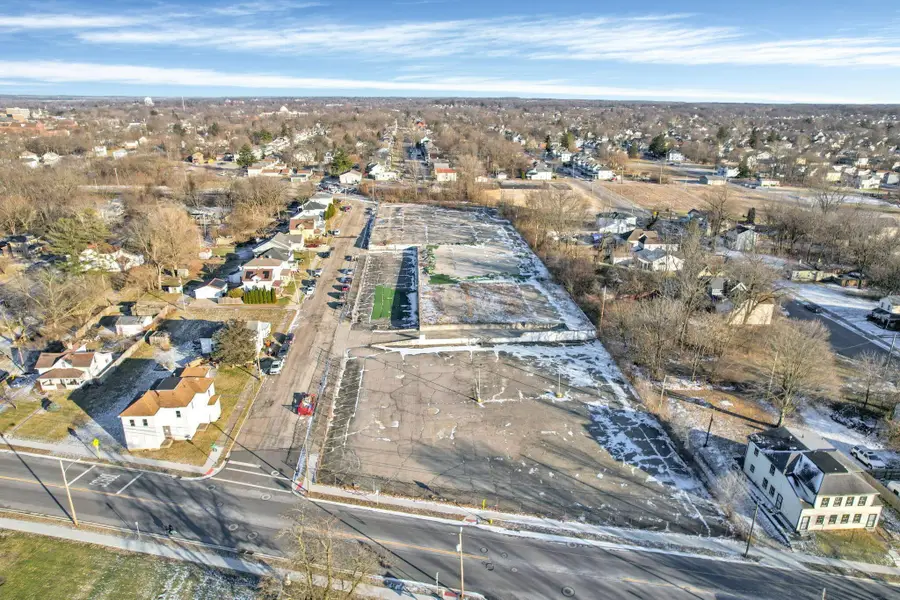 629 W Liberty Street, Springfield, OH 45506 - #3