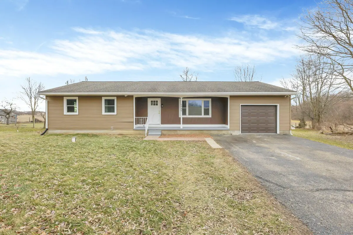 7545 Royalton Road Sw, Lancaster, OH 43130 - #1