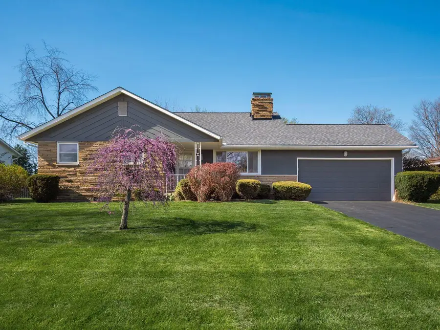 3460 Darbyshire Drive, Hilliard, OH 43026 - #2