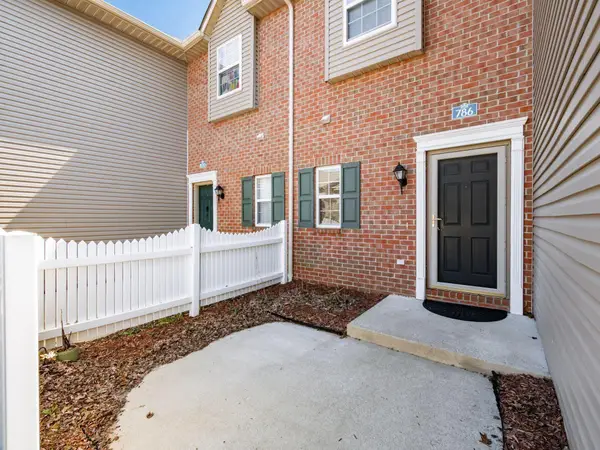 786 Spring Valley Drive, Lewis Center, OH 43035