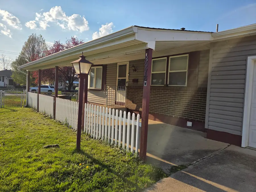 3978 Hillman Road W, Columbus, OH 43207 - #3