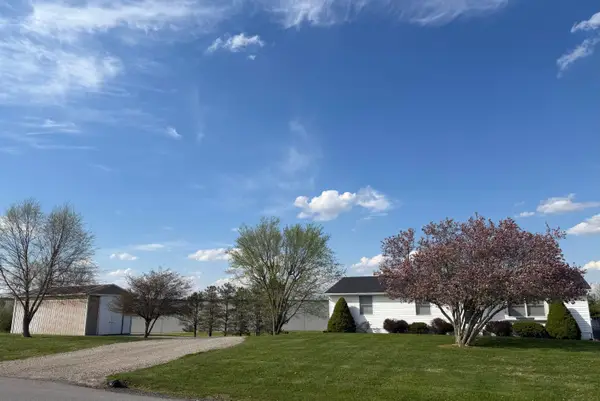 3585 Old Wheeling Road, Zanesville, OH 43701