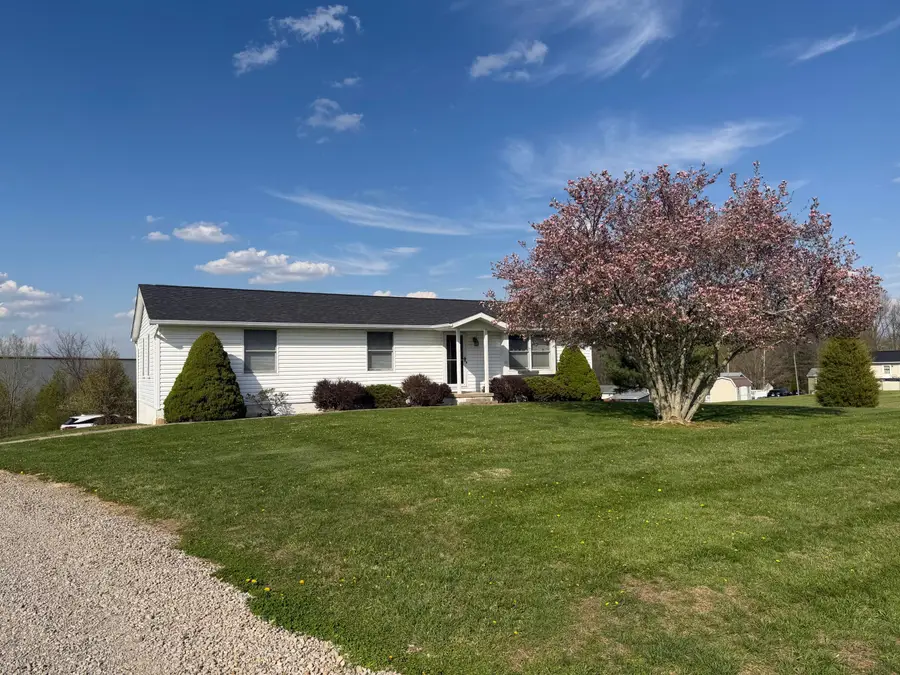 3585 Old Wheeling Road, Zanesville, OH 43701 - #3