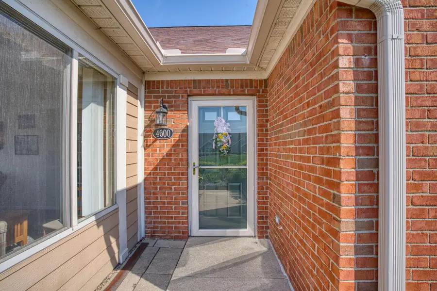 4600 Collingville Way, Columbus, OH 43230 - #3