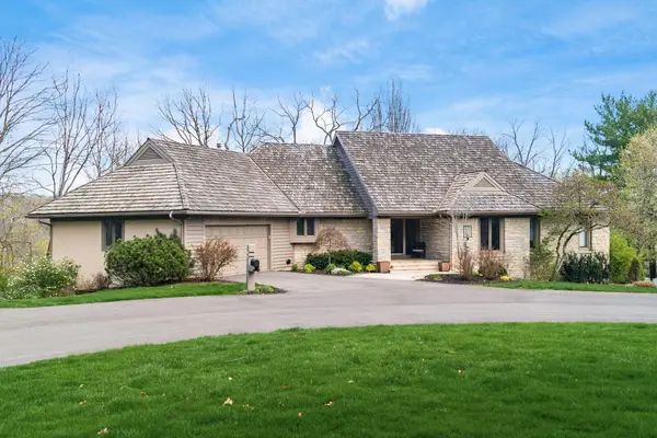 718 Old Oak, Columbus, OH 43235