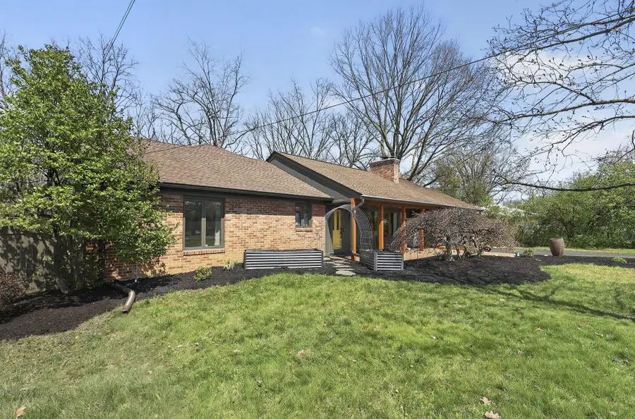 5084 Olentangy River Road, Columbus, OH 43214 - #3