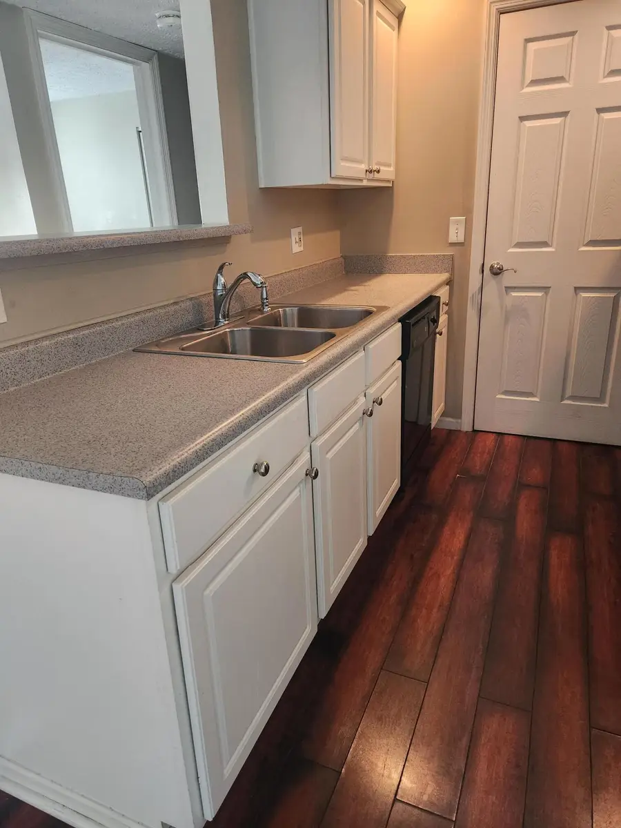 5423 Garden Ridge, Columbus, OH 43228 - #2