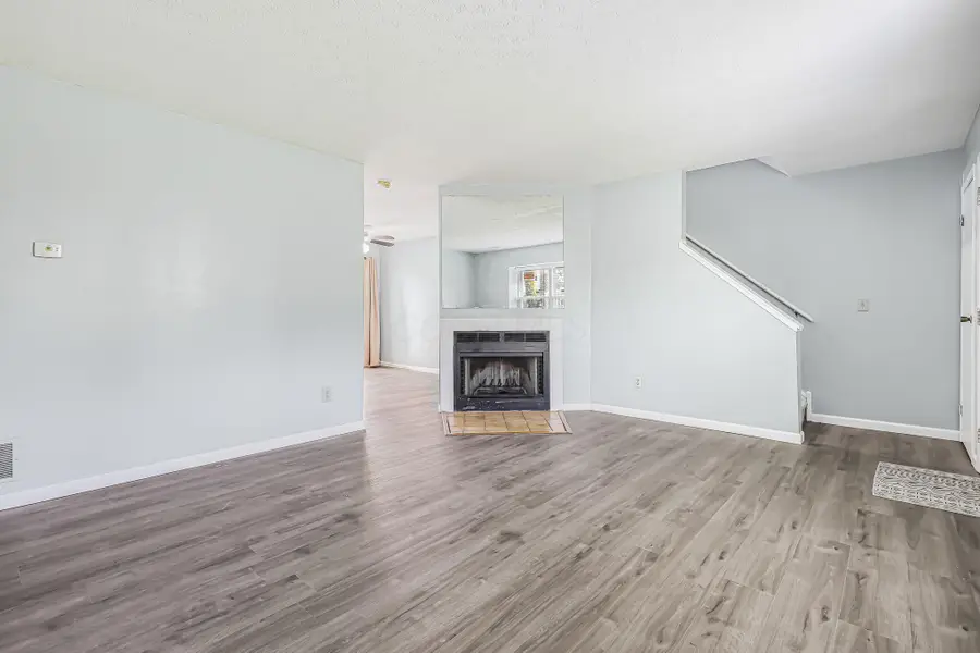 4919 Dublin Falls, Columbus, OH 43221 - #3