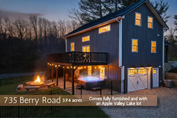 735 Berry Road, Howard, OH 43028