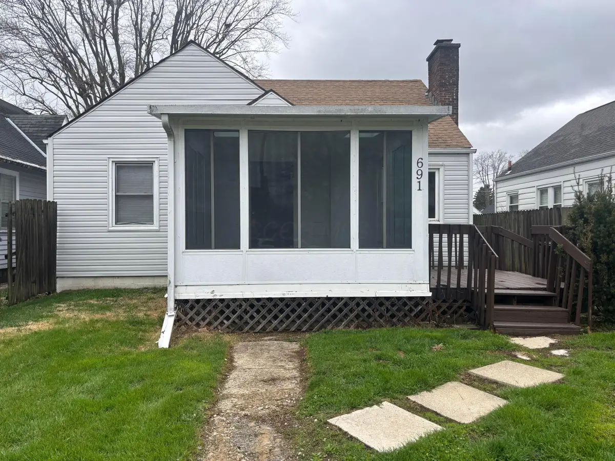 691 S Hampton Road, Columbus, OH 43213 - #1